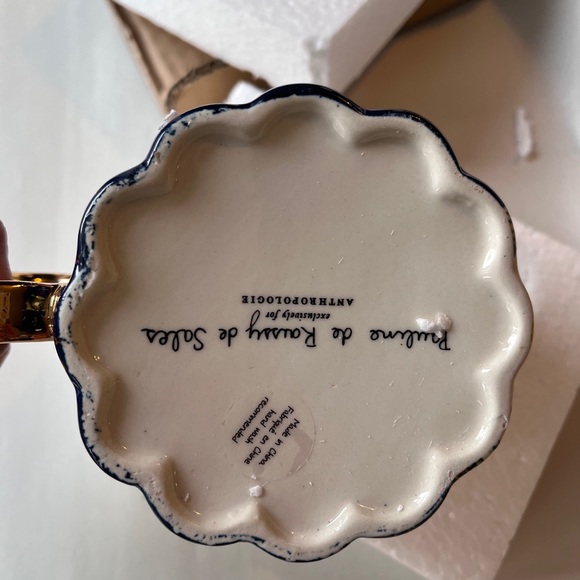 Anthropologie Pauline de Roussy de Sales Sleight Blue/ Gold Christmas Mug - Picture 12 of 13